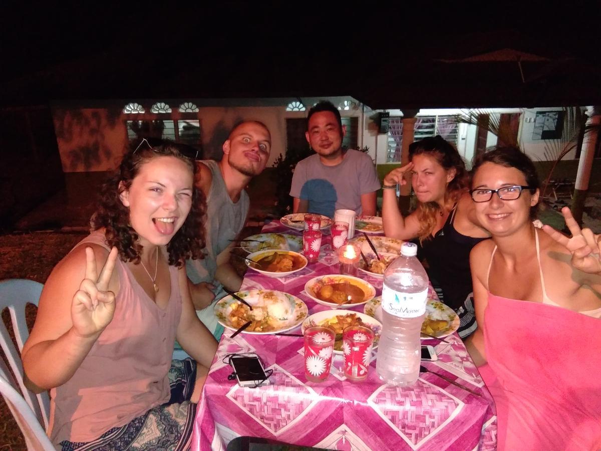 Delimah Guesthouse 쿠알라타한 외부 사진