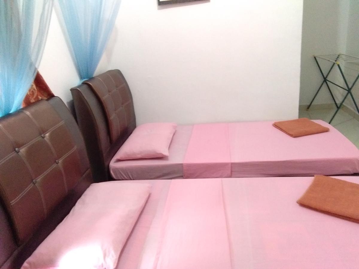 Delimah Guesthouse 쿠알라타한 외부 사진