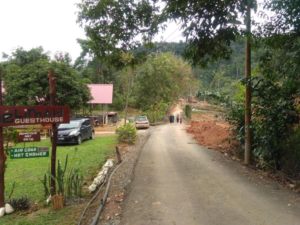 Delimah Guesthouse 쿠알라타한 객실 사진