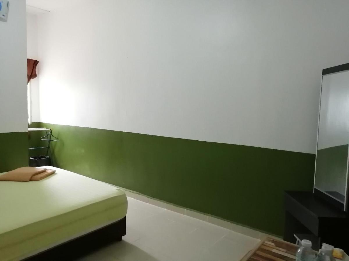 Delimah Guesthouse 쿠알라타한 외부 사진